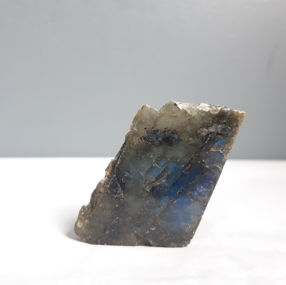 Labradorite - Picture 3 of 3